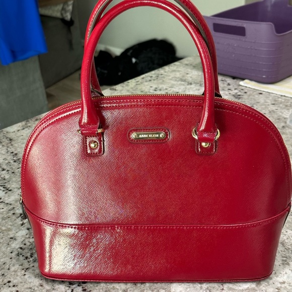 Purse - Picture 2 of 8